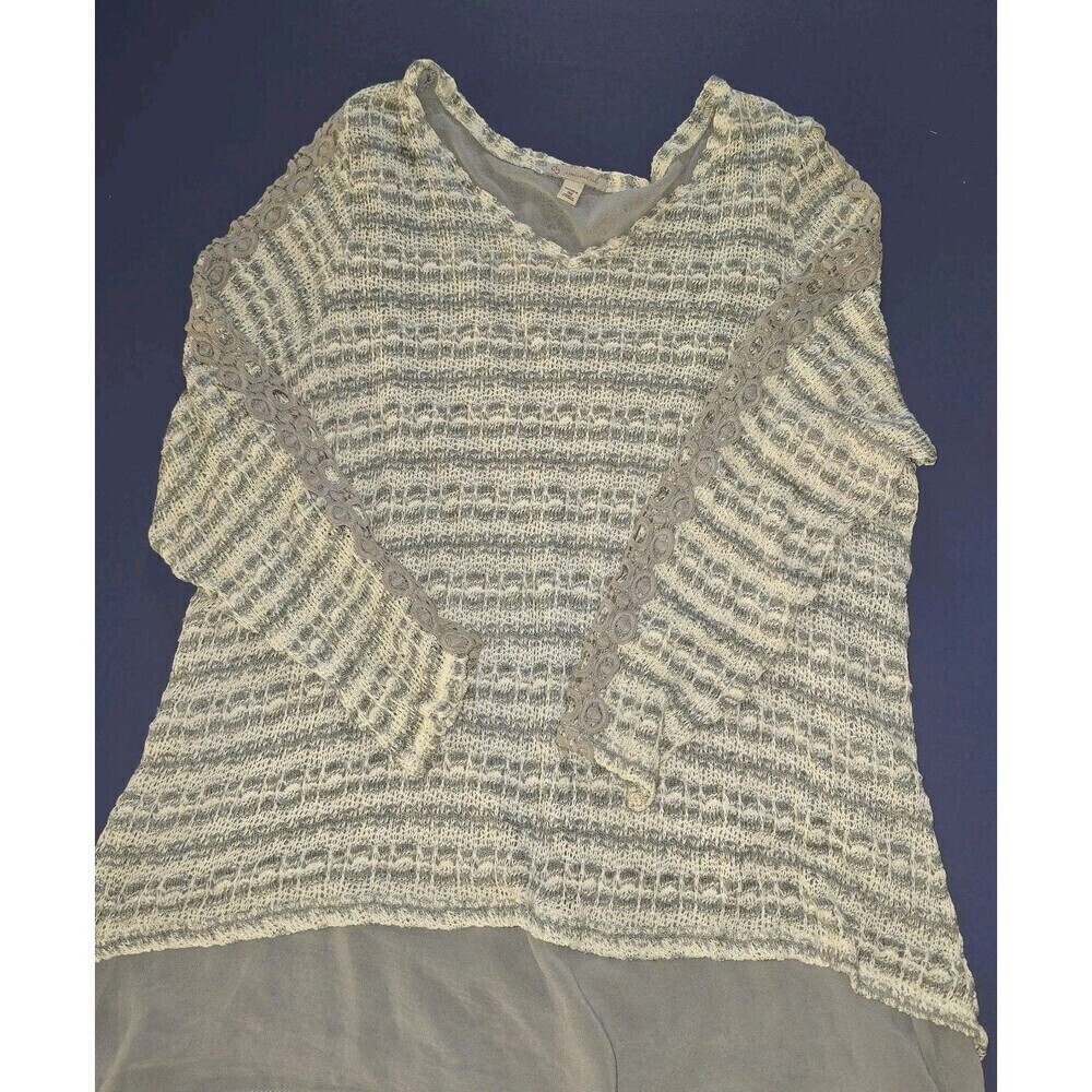 Dress Barn Long Sleeve Top Size 3X Gray/ White (A59)
